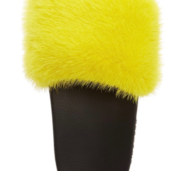 Givenchy Slide - Picture 3 of 7